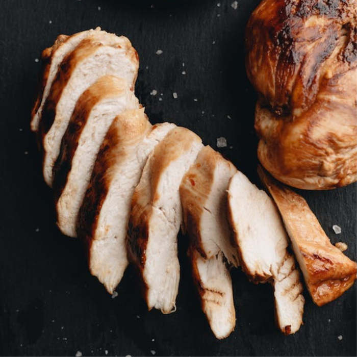 Receta fácil y saludable: pollo asado con vegetales al horno