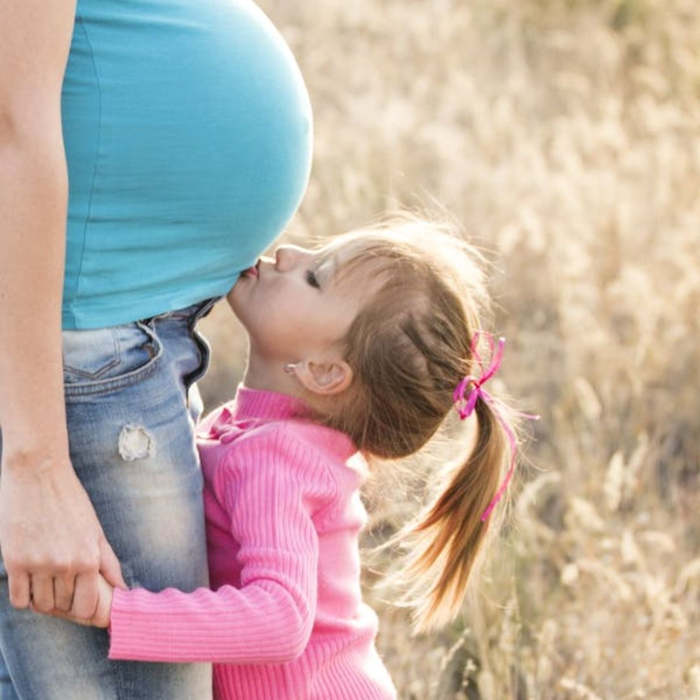 Preparar a los hermanos de cualquier edad ante la llegada del bebé